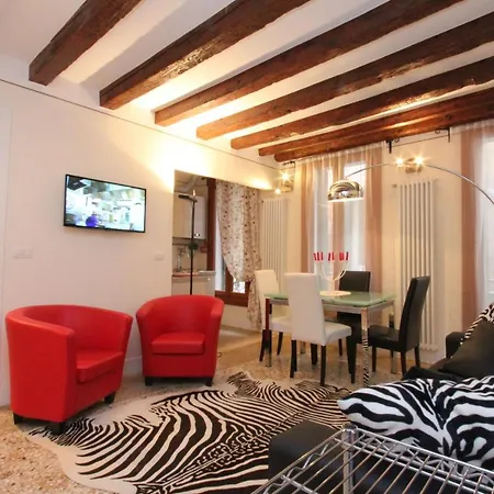 Apartment San Marco *