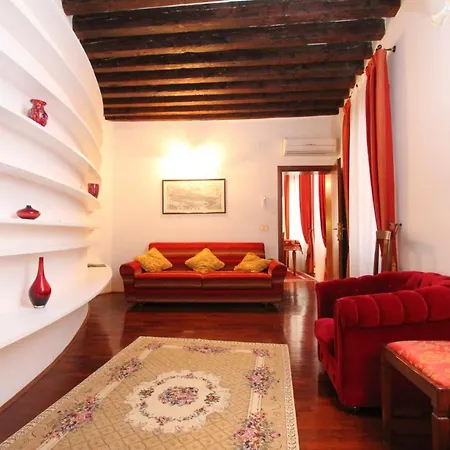 Apartment San Marco