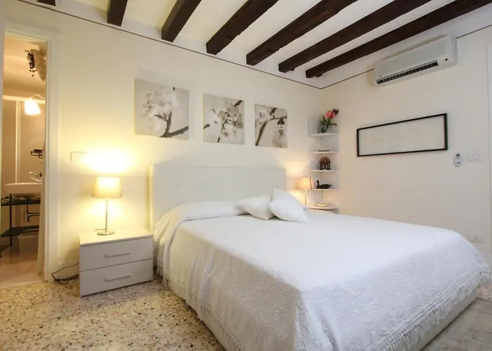 圣马可城市公寓 *