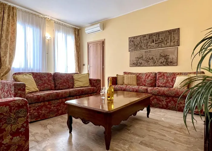 圣马可城市公寓 *