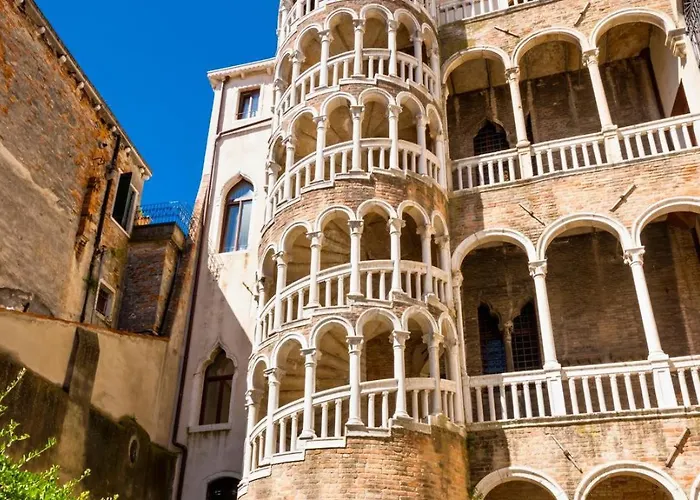 圣马可城市公寓 *